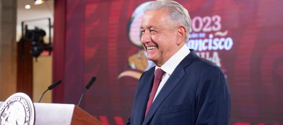 AMLO le dedica mucho tiempo a Xóchitl, reconoce Monreal