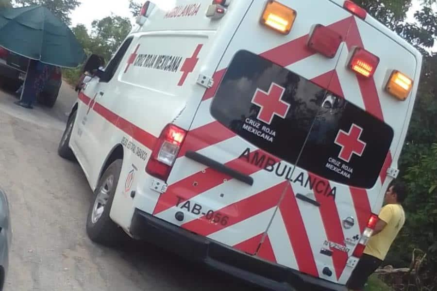 Joven en Comalcalco checaba cableado eléctrico y termina electrocutado