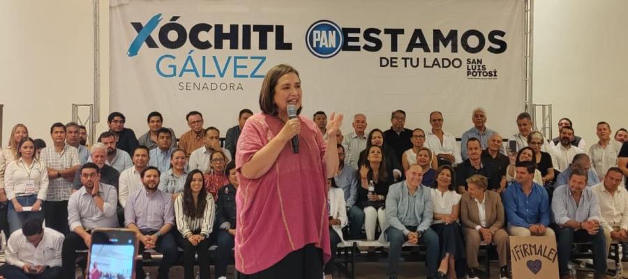 Xóchitl Gálvez denuncia a AMLO ante el INE por violencia política de género