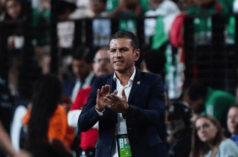 Jimmy Lozano podría quedarse como DT de la Selección Mexicana para el ciclo mundialista