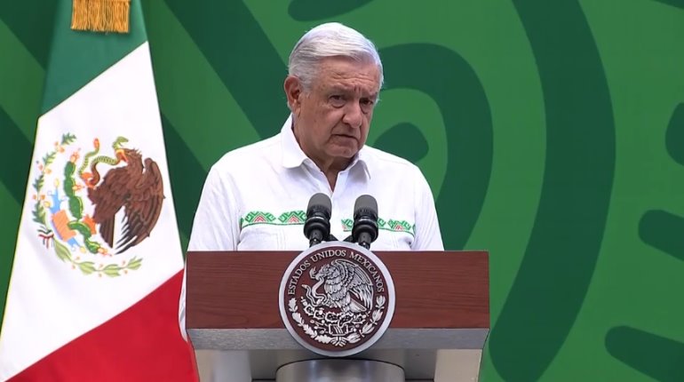 "Van a decir que soy vanidoso y creído": AMLO al presumir aprobación ciudadana