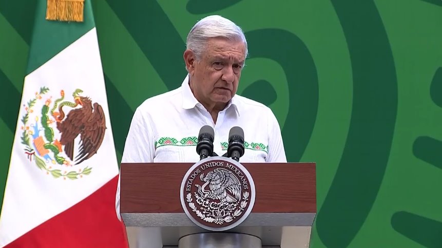 "Van a decir que soy vanidoso y creído": AMLO al presumir aprobación ciudadana