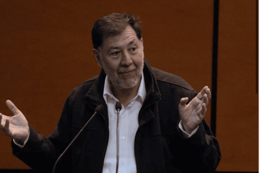 Criminal querer frenar distribución de libros de Texto, dice Fernández Noroña