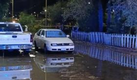 Muere familia atrapada en auto durante tormenta en Aguascalientes