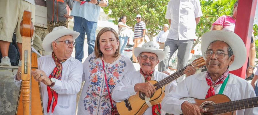 "Vamos 2-0, está cerca del ponche", le dice Xóchitl Gálvez a AMLO