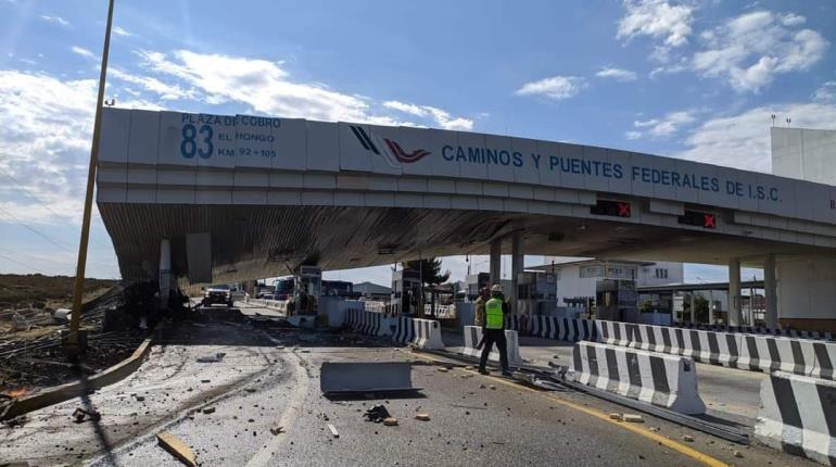 Un muerto deja choque de tráiler contra caseta de Tecate-Mexicali