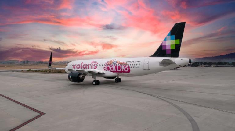 Se sube Volaris a la "barbiemanía"