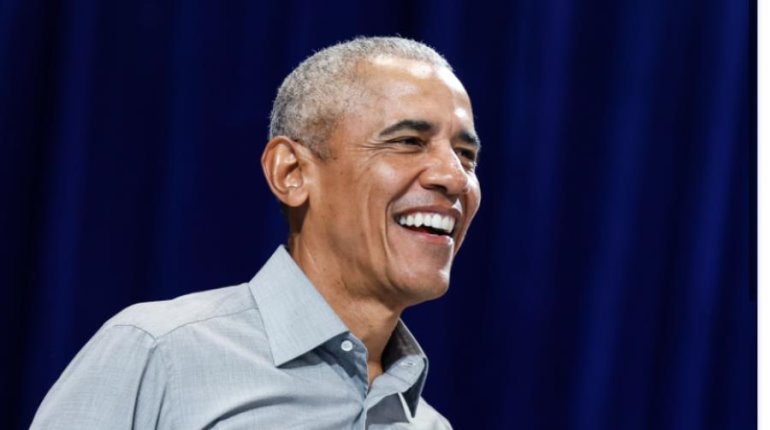 Obama incluye canción de Peso Pluma en su playlist de verano