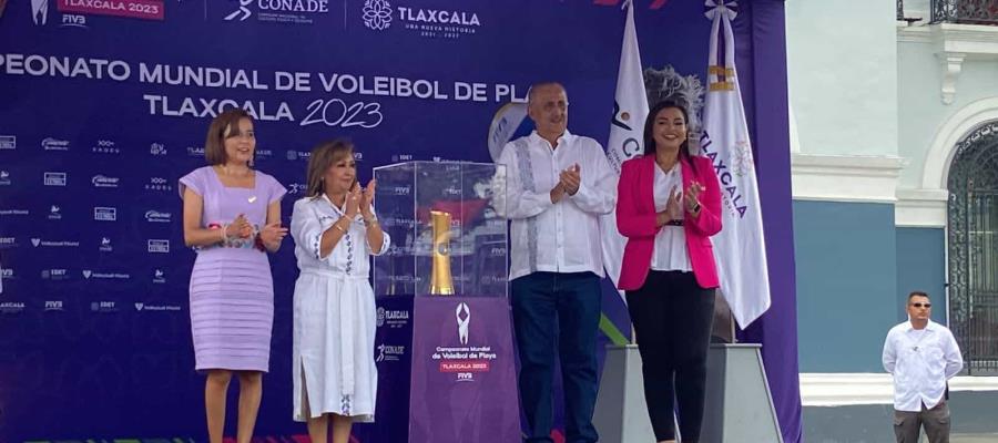 Inauguran en Vhsa el Trophy Tour del Campeonato Mundial de Voleibol de Playa