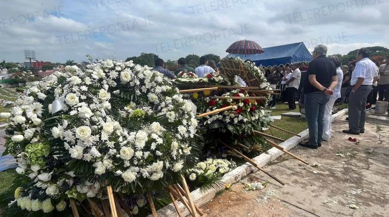 Familiares y personajes del beisbol tabasqueño despiden al gran Beto Tapia