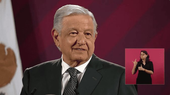 Obrador se dice contento con resultados en elecciones de España