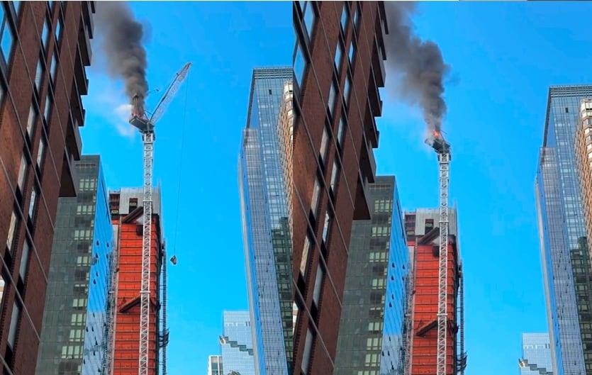 Se incendia y derrumba grúa de construcción en Manhattan