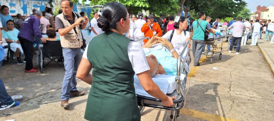 Por fuga de gas, evacúan hospital del IMSS en Coatzacoalcos, Veracruz