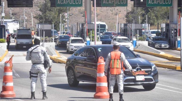 Asesinan a empresario y a su hijo en la Autopista del Sol