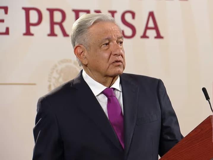 No hay impedimento para distribuir libros de texto gratuitos: AMLO