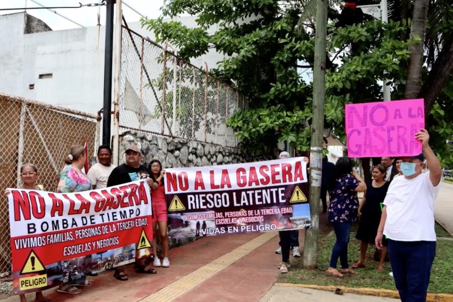 Protestan de nuevo por construcción de gasera en Primero de Mayo; Centro asegura que "no va"