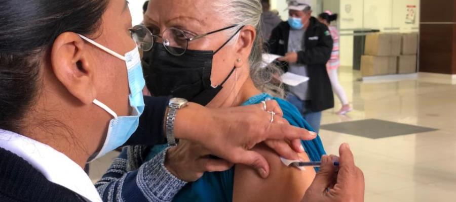 Autoriza Cofepris nueva vacuna contra la influenza para adultos mayores