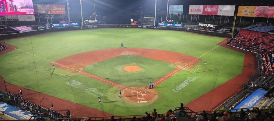 Jugadores de Mariachis de Guadalajara se niegan a jugar por falta de pago