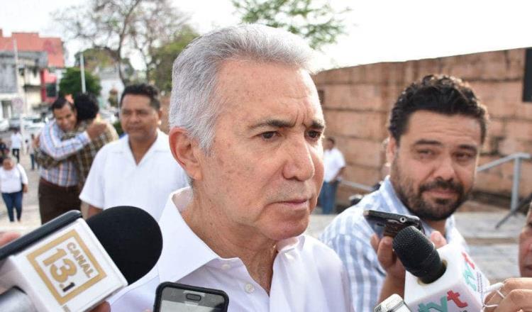 Niega Madrazo contratos con el IMSS y denuncia acoso de AMLO