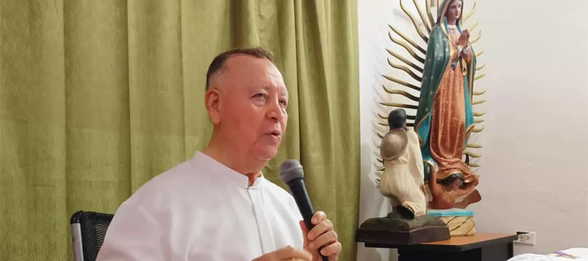 A mirar las cosas buenas de las personas y no sólo lo negativo y agradecer a Dios por todo: Iglesia