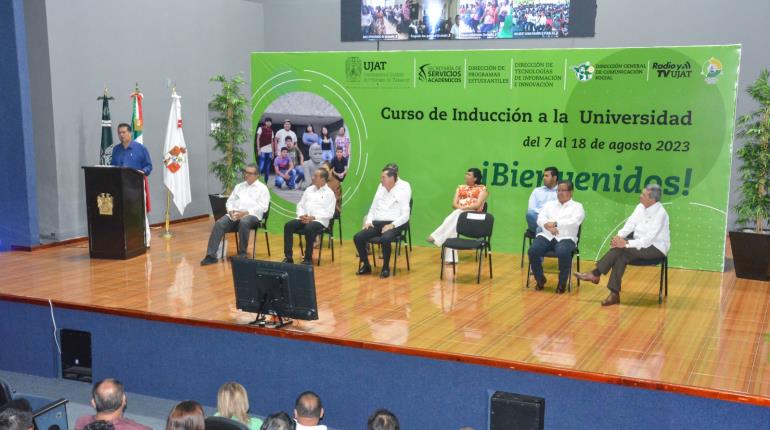 "Ya no es la prepa", UJAT advierte a estudiantes sobre derechos y obligaciones