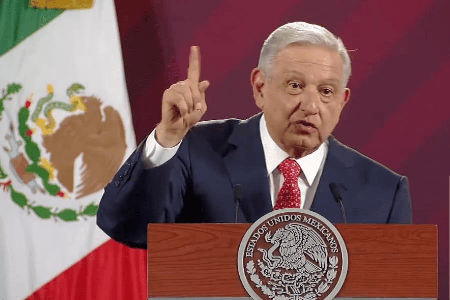 Fiscales no le rinden cuentas a nadie, se han convertido en el poder que tiene sometidos a otros poderes: AMLO