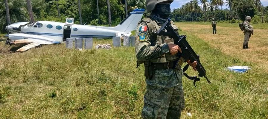 Decomisan aeronave y casi media tonelada de droga en Chiapas