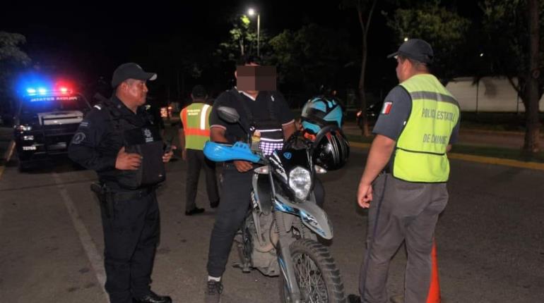 Reporta PEC 26 motociclistas infraccionados y seis unidades detenidas en "Operativo Motocicleta"