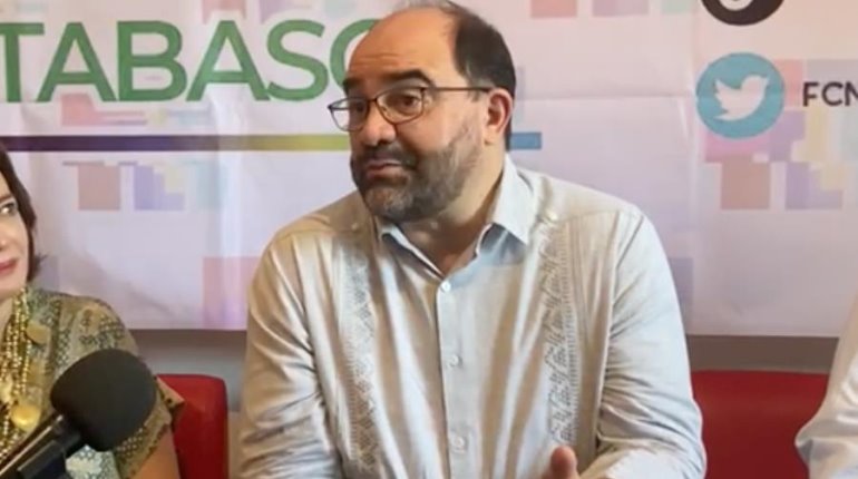 ¿Los paga el narco? cuestiona Emilio Álvarez sobre espectaculares a favor de Adán Augusto