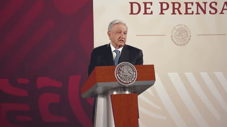 "Estaría feliz apoyándome": AMLO al recordar a su mamá doña Manuelita