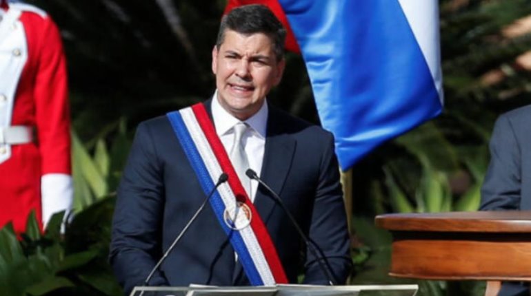 Asume Santiago Peña como presidente de Paraguay