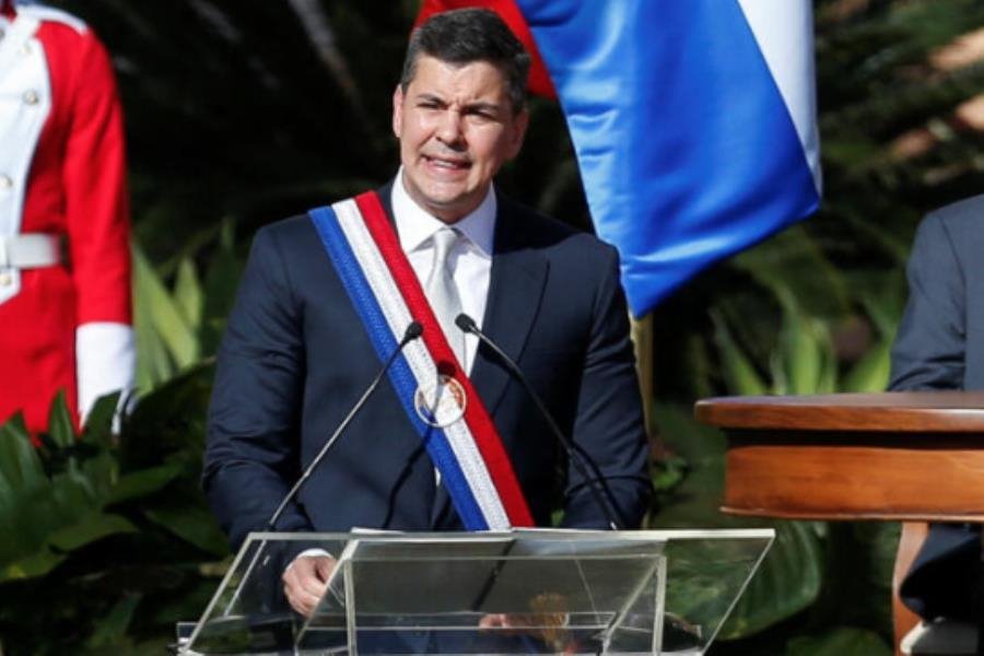 Asume Santiago Peña como presidente de Paraguay