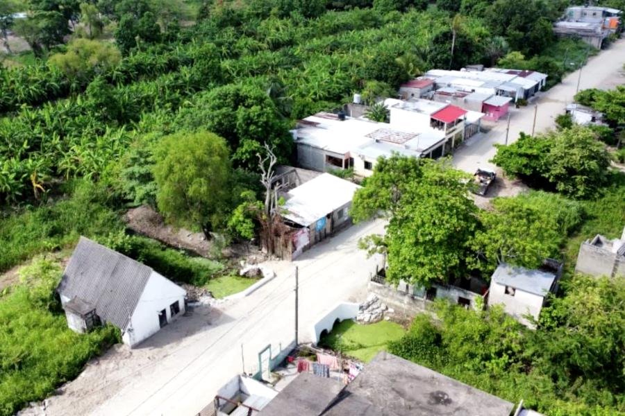 Entrega Centro obras en vialidades y de agua potable en Buenavista Río Nuevo