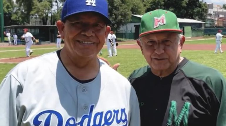 Fernando Valenzuela debería estar en el Salón de la Fama: AMLO