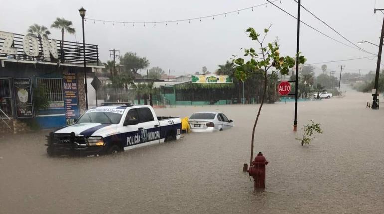 Deja Hilary una persona fallecida, cortes carreteros y albergados en Baja California Sur