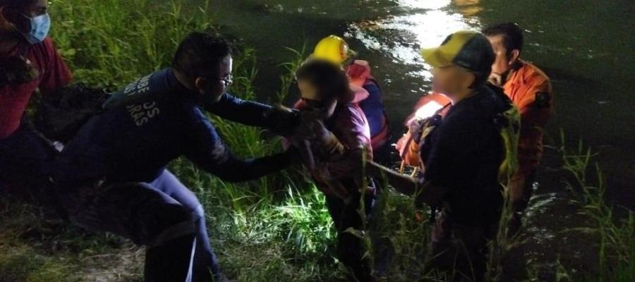 ¡Dramático! Rescatan a mujer migrante y bebé de 4 meses del río Bravo