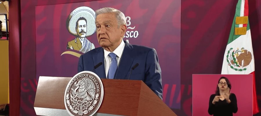 Quema de libros de la SEP en Chiapas es retrógrada y medieval: López Obrador