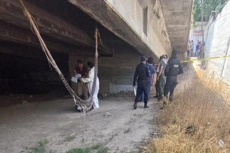 Hallan restos de abuelo bajo puente de Tierra Colorada