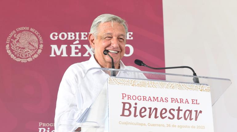 "Nada de quedar tristes", pide AMLO a "corcholatas" que no salgan favorecidas en proceso de Morena