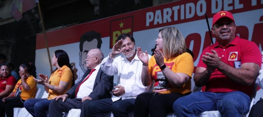 Presume Noroña haber ganado el "sondeo callejero" con el 37.9%