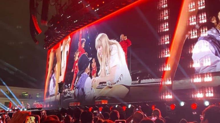 Regala Taylor Swift su sombrero a fan durante segundo concierto en México