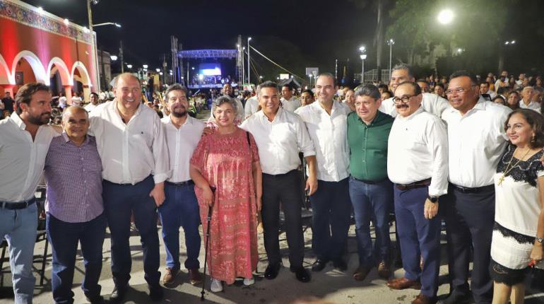 Se reúne plana mayor del PRI en informe de alcaldesa de Conkal, Yucatán