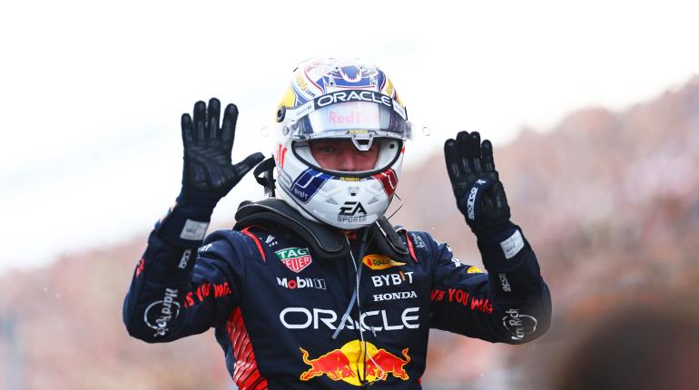 Verstappen hila su novena victoria al ganar el GP de Países Bajos 