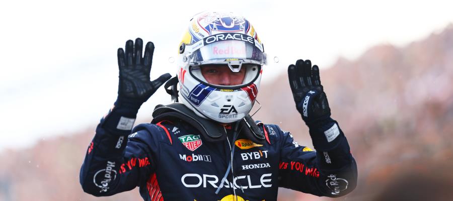 Verstappen hila su novena victoria al ganar el GP de Países Bajos 