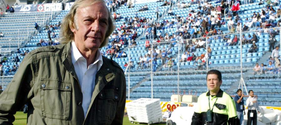 Menotti es hospitalizado de emergencia en Buenos Aires