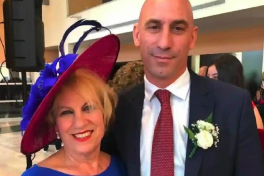 Madre de Luis Rubiales, ´en huelga de hambre´; piden a Jenni Hermoso ´decir la verdad´