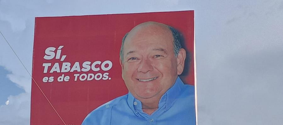 Admite Ojeda que él pagó espectaculares con su imagen