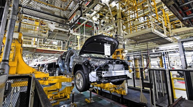 Sector automotriz impulsa exportaciones en México, crecen 2.9% en julio