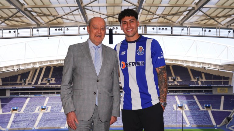 ¡Oficial! Jorge Sánchez es anunciado jugador del Porto de Portugal