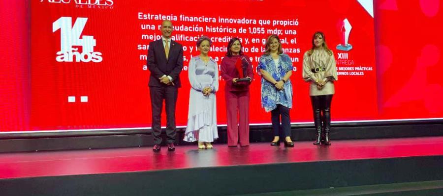 Revista Alcaldes de México otorga a Yolanda Osuna premio por Mejores Prácticas de Gobiernos Locales